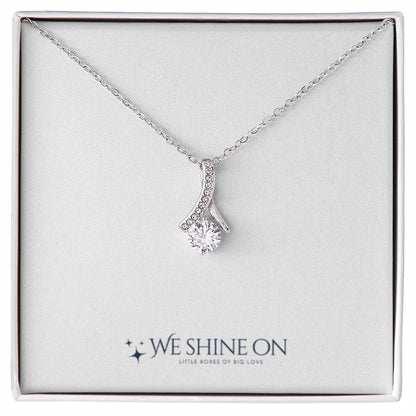 Alluring Beauty Necklace